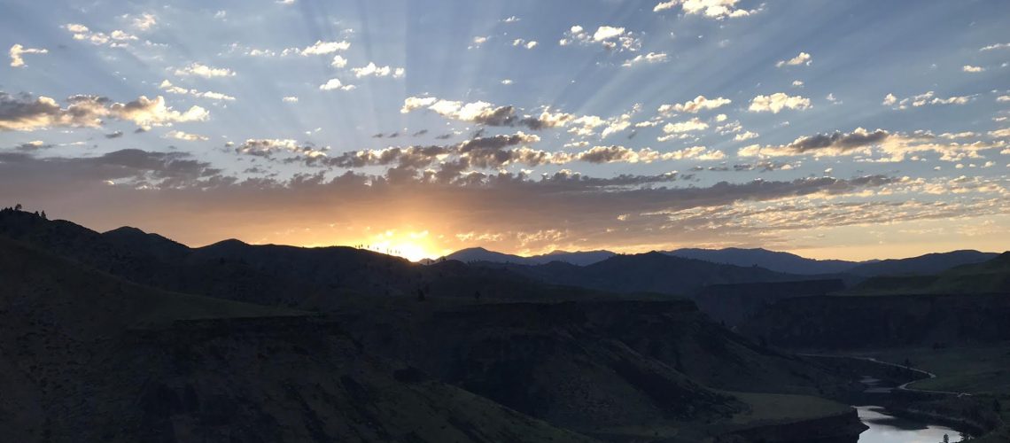 sky_mountains-min sky_mountains-min